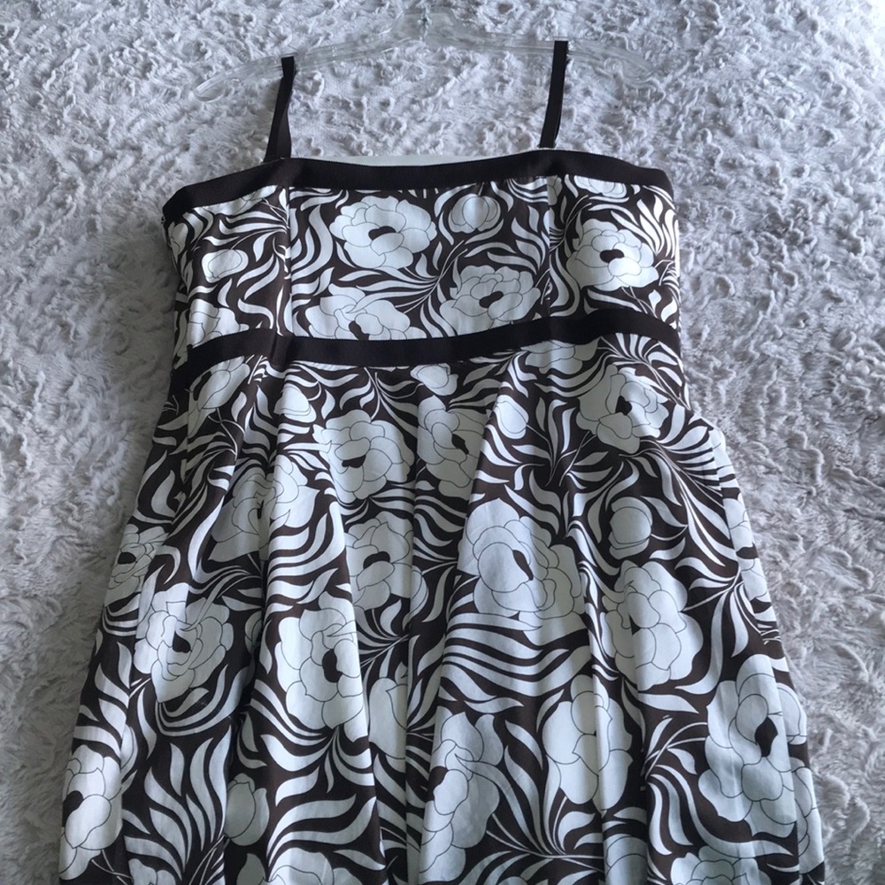 Vintage Ann Taylor summer dress.
